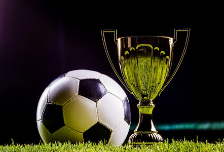 负和马德里 负和马德里